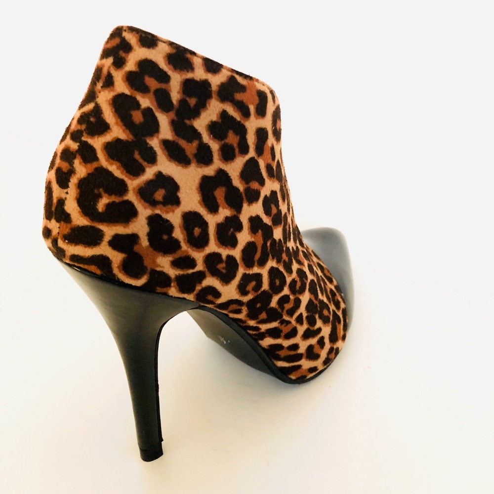 Leopard Slit Front Bootie - Picture 3 of 5
